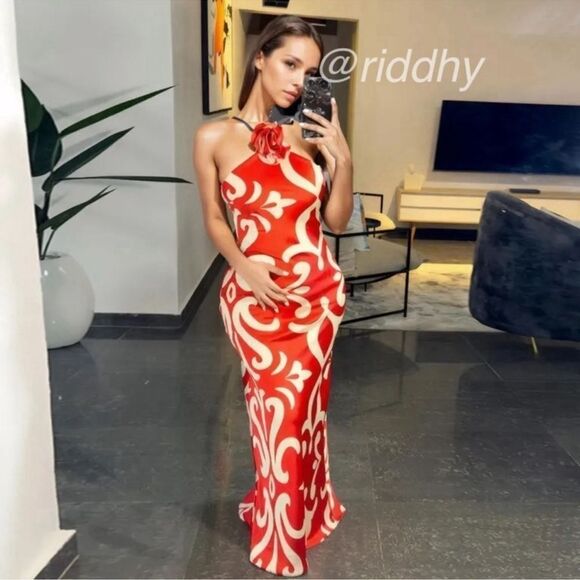 Blogger favorite red satin halter dress with floral applique (brand Mango) - Picture 3 of 15